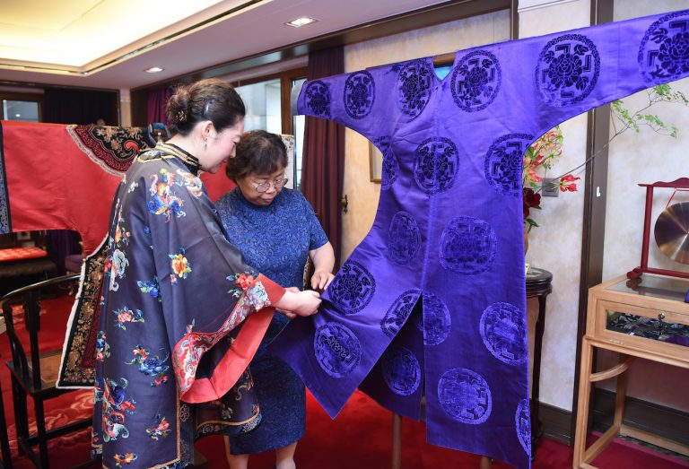 中式美衣鑒賞會 曝光古典服裝美