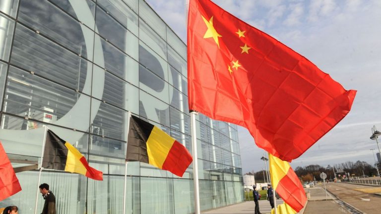 【中国间谍论又来了】这次把帽子扣给了列日机场的阿里巴巴。。。