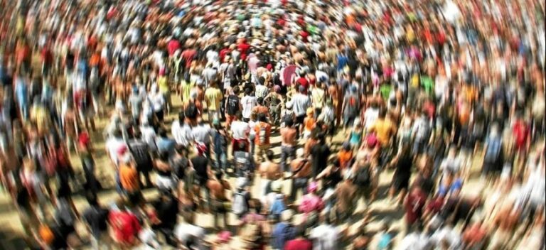 【比媒】人口总数越过80亿：地球还能装得下这么多人吗？